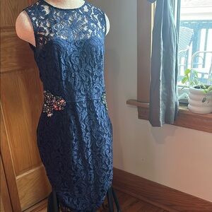 David Meister Blue Sleeveless Sheath Dress